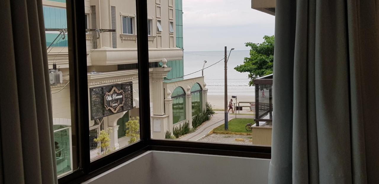 Apto Em Predio Frente Ao Mar, Meia Praia Itapema, Linda Vista, 3 Dormitorios エクステリア 写真